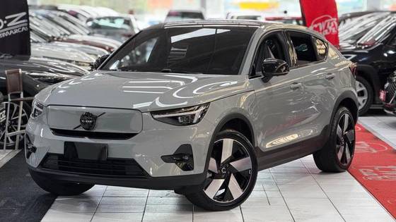 VOLVO C40 P8 RECHARGE TWIN ELECTRIC ULTIMATE AWD